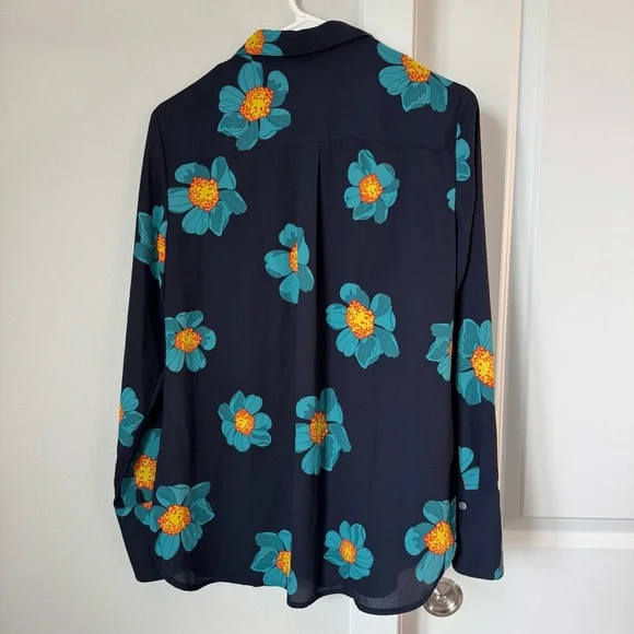 Banana Republic Navy Blue Floral Popover Blouse Size XS Polyester Buttons - Picture 9 of 14